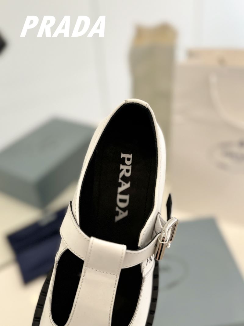 Prada Low Shoes